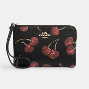 🖤🍒Coach NWT Black Corner Zip Wristlet With Sparkling Cherry Print/Gold Hardware